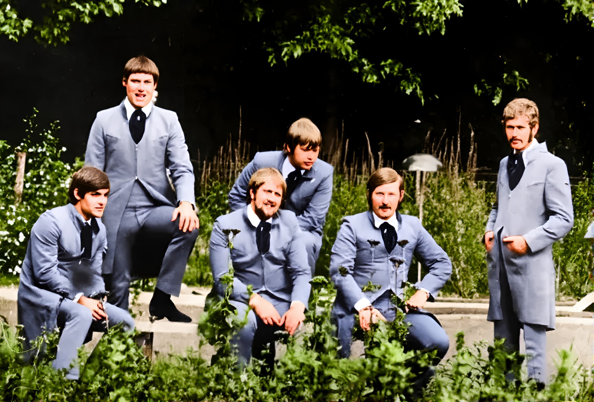 ♬ SISTER THERESA'S EAST RIVER ORPHANAGE